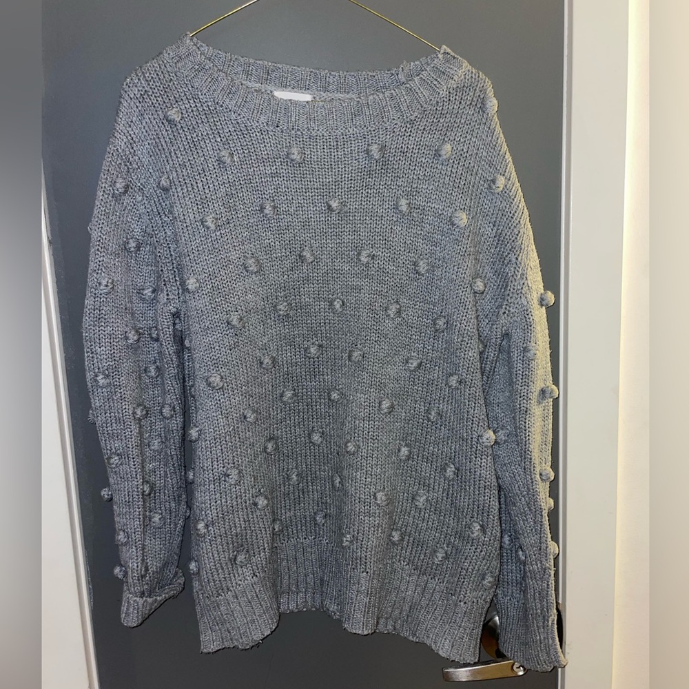 3D Polk dot sweater
